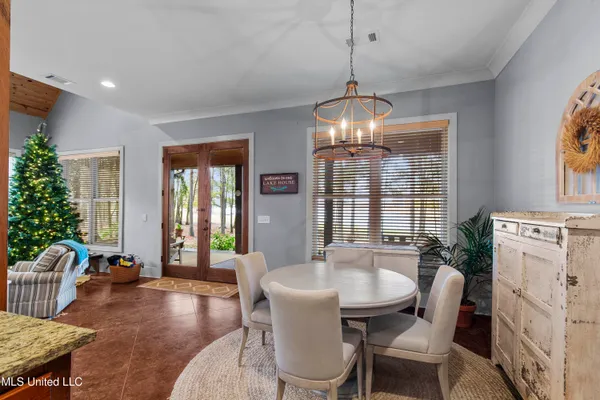 $705,000 | 101 Lakeshore Cove, Madison, MS 39110