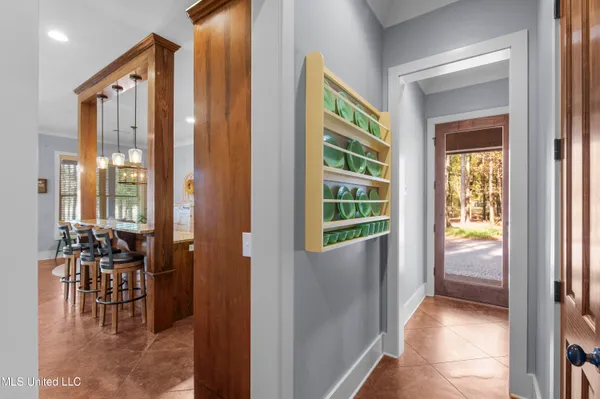 $705,000 | 101 Lakeshore Cove, Madison, MS 39110