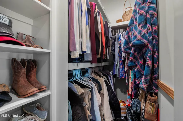 $725,000 | 101 Lakeshore Cove, Madison, MS 39110