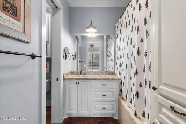 $705,000 | 101 Lakeshore Cove, Madison, MS 39110