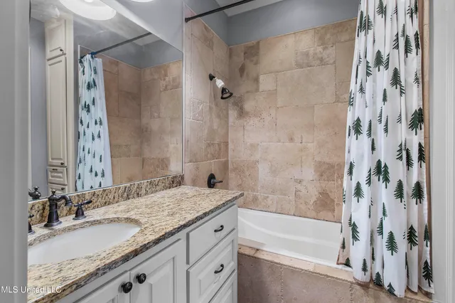 $725,000 | 101 Lakeshore Cove, Madison, MS 39110