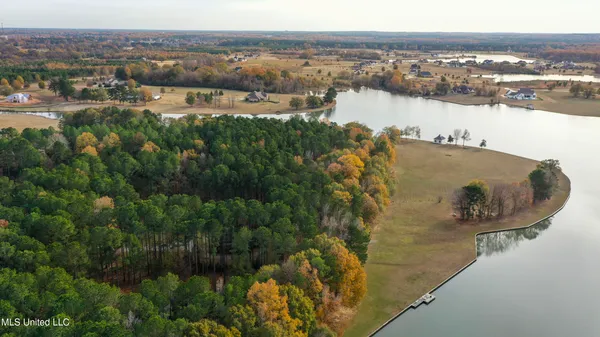 $705,000 | 101 Lakeshore Cove, Madison, MS 39110