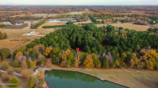 $705,000 | 101 Lakeshore Cove, Madison, MS 39110