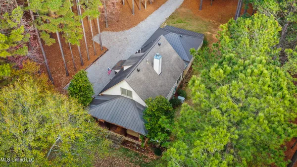 $705,000 | 101 Lakeshore Cove, Madison, MS 39110