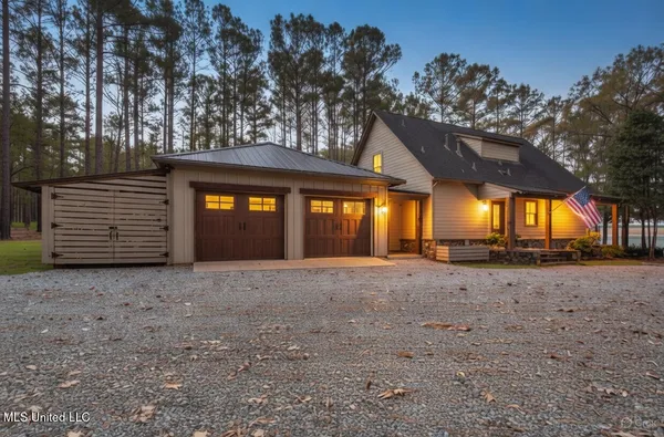 $705,000 | 101 Lakeshore Cove, Madison, MS 39110