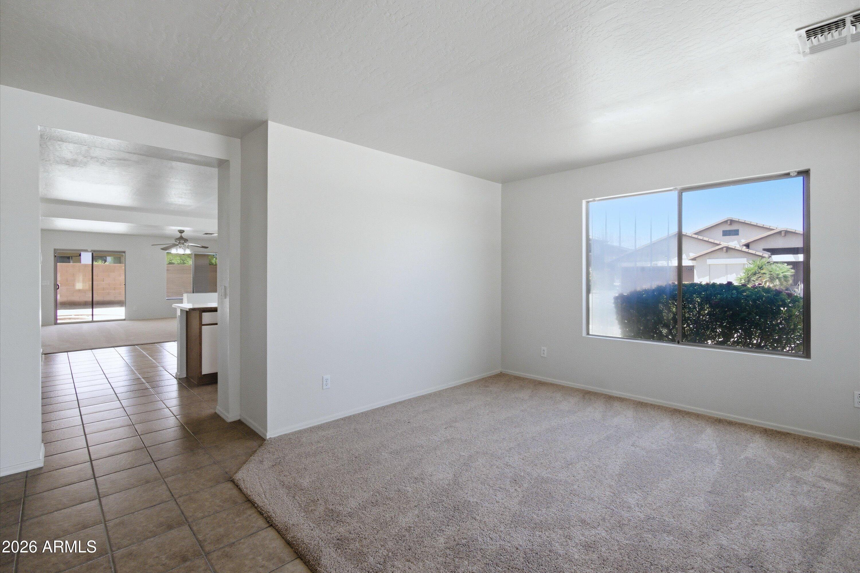 2933 West Maldonado Road Phoenix, AZ 85041 - Photo 17 of 27 Living Room