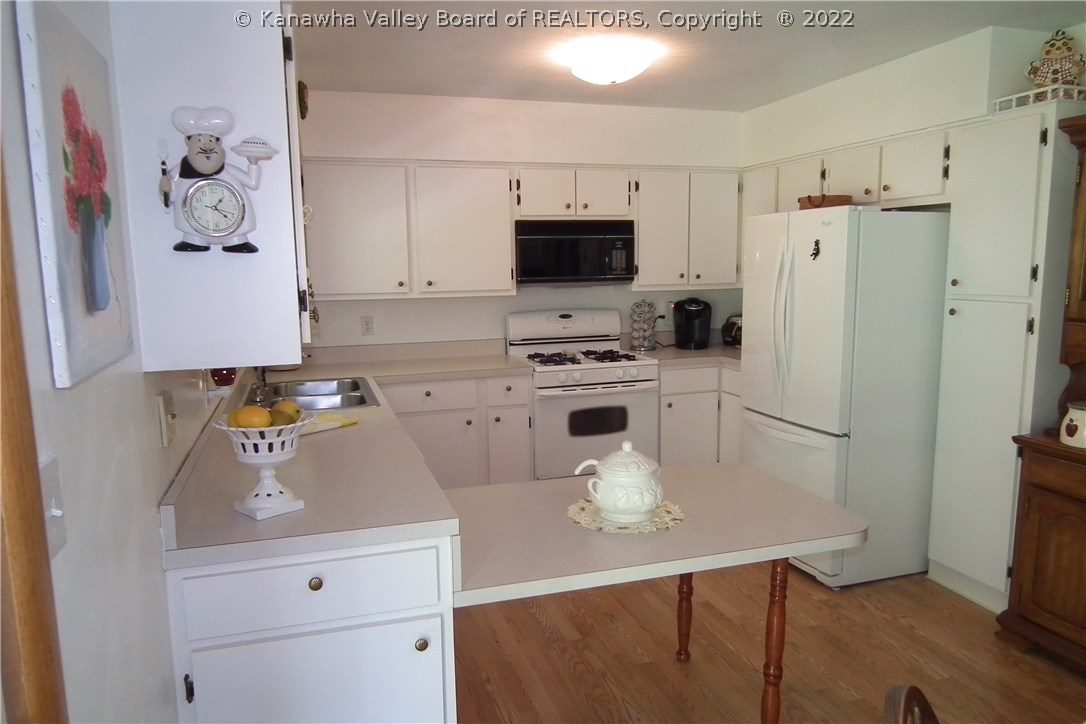 3974 Indian Creek Road Elkview, WV 25071 - Photo 11 of 22 Gallery Image 11