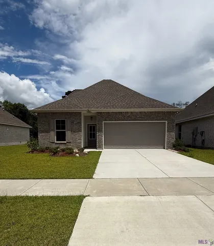 $2,250 | 4609 Deep Crk Drive, Baton Rouge, LA 70817