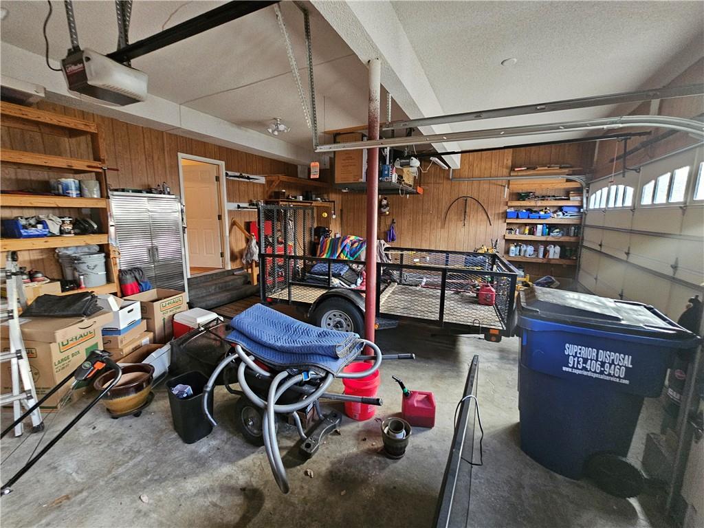 8401 Harbinger Street Lenexa, KS 66219 - Photo 20 of 97