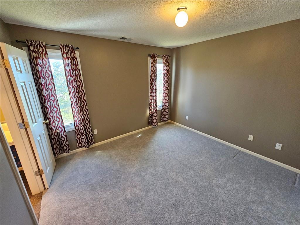 8401 Harbinger Street Lenexa, KS 66219 - Photo 21 of 59