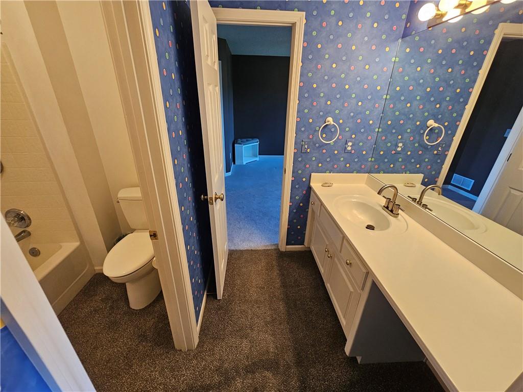 8401 Harbinger Street Lenexa, KS 66219 - Photo 23 of 59