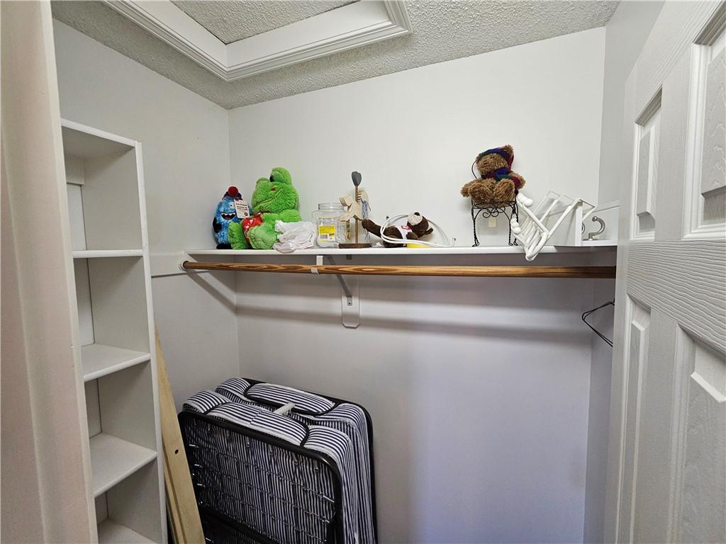 8401 Harbinger Street Lenexa, KS 66219 - Photo 28 of 97