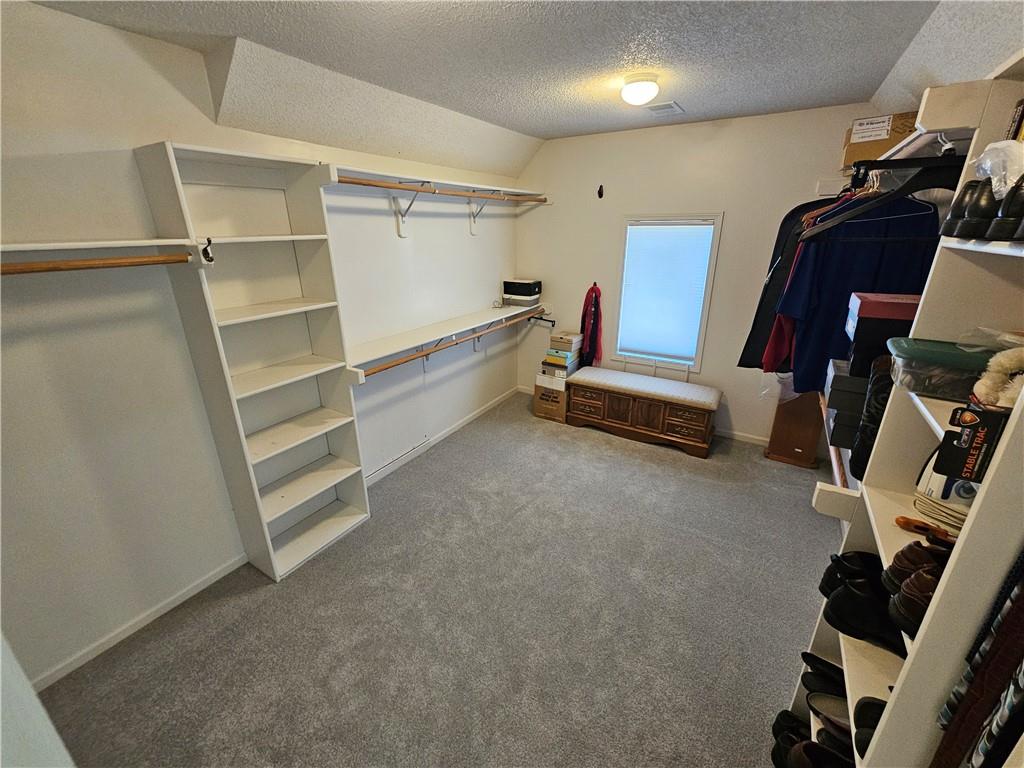 8401 Harbinger Street Lenexa, KS 66219 - Photo 34 of 59