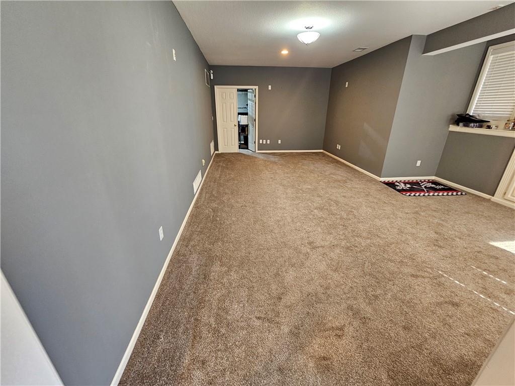 8401 Harbinger Street Lenexa, KS 66219 - Photo 43 of 59