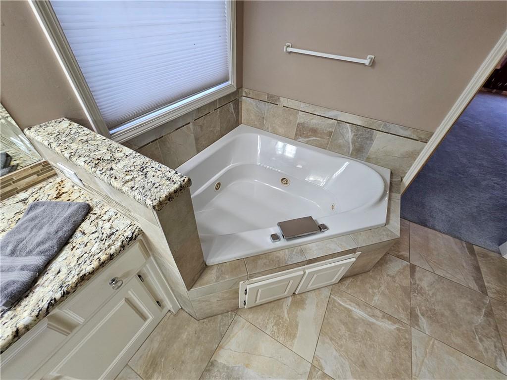 8401 Harbinger Street Lenexa, KS 66219 - Photo 52 of 97