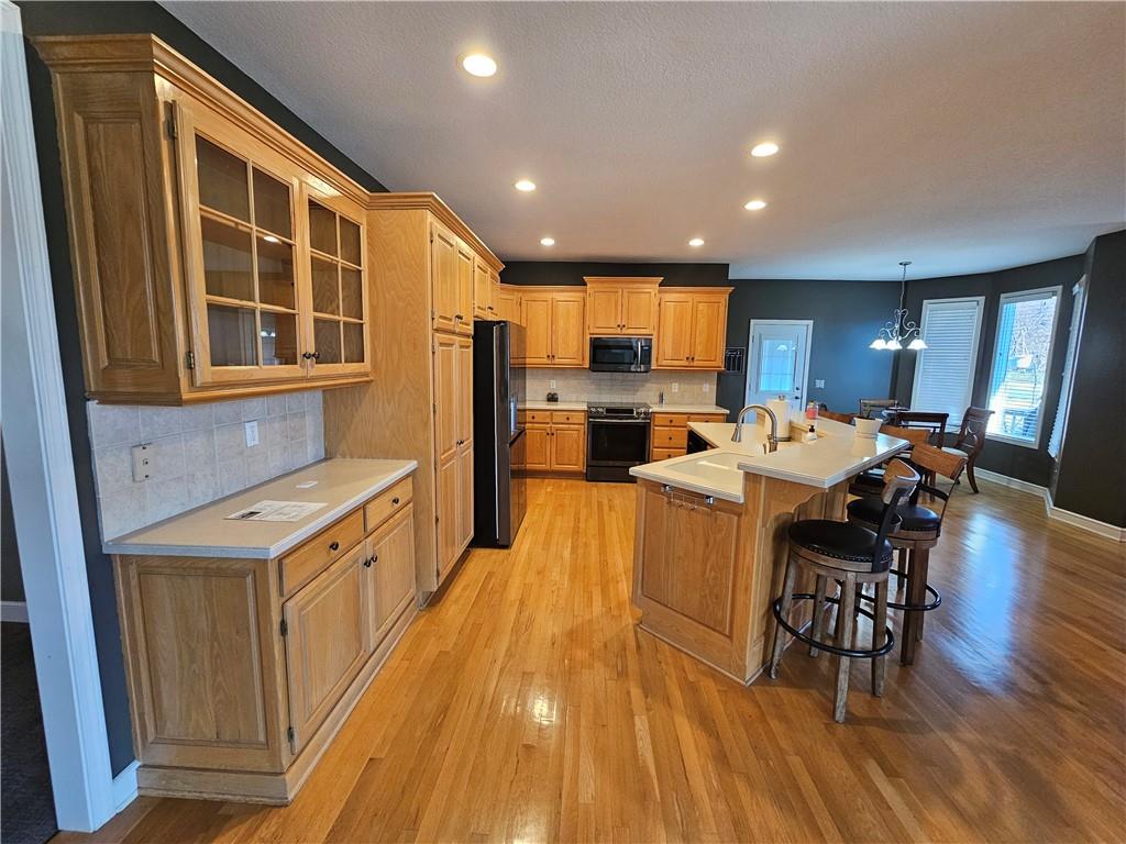 8401 Harbinger Street Lenexa, KS 66219 - Photo 8 of 59