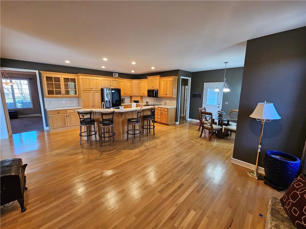 8401 Harbinger Street Lenexa, KS 66219 - Photo 9 of 59