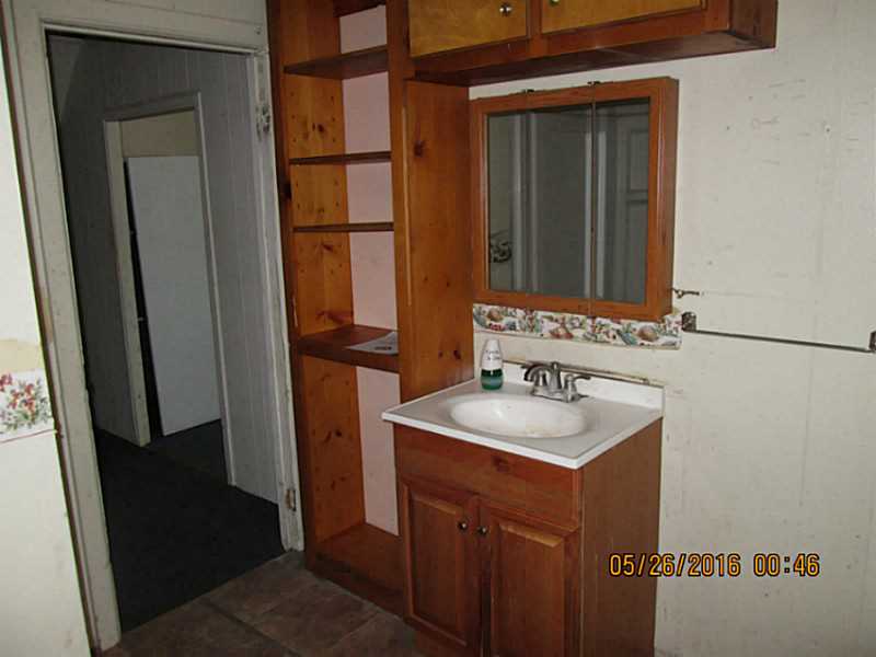 95 Hamburger Road Coventry, RI 02816 - Photo 12 of 12 Bathroom.
