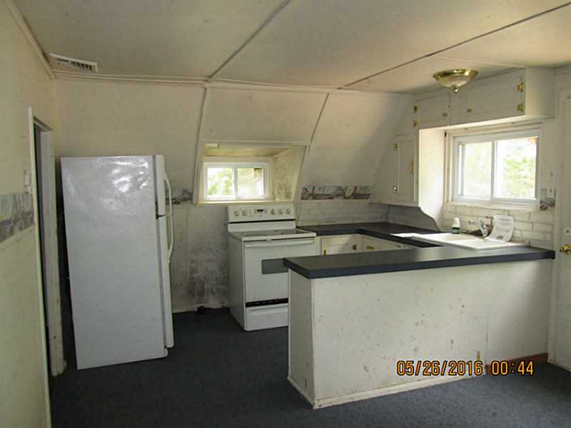 95 Hamburger Road Coventry, RI 02816 - Photo 9 of 12 Kitchen.