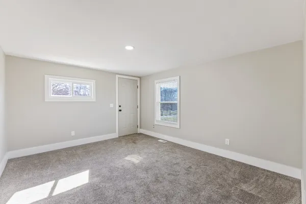 $544,000 | 405 Fairfield Road, Bethpage, TN 37022