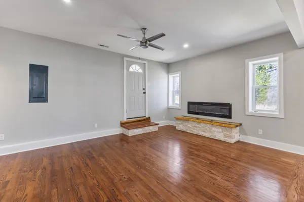 $544,000 | 405 Fairfield Road, Bethpage, TN 37022