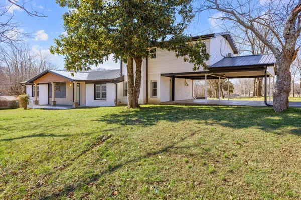 $544,000 | 405 Fairfield Road, Bethpage, TN 37022