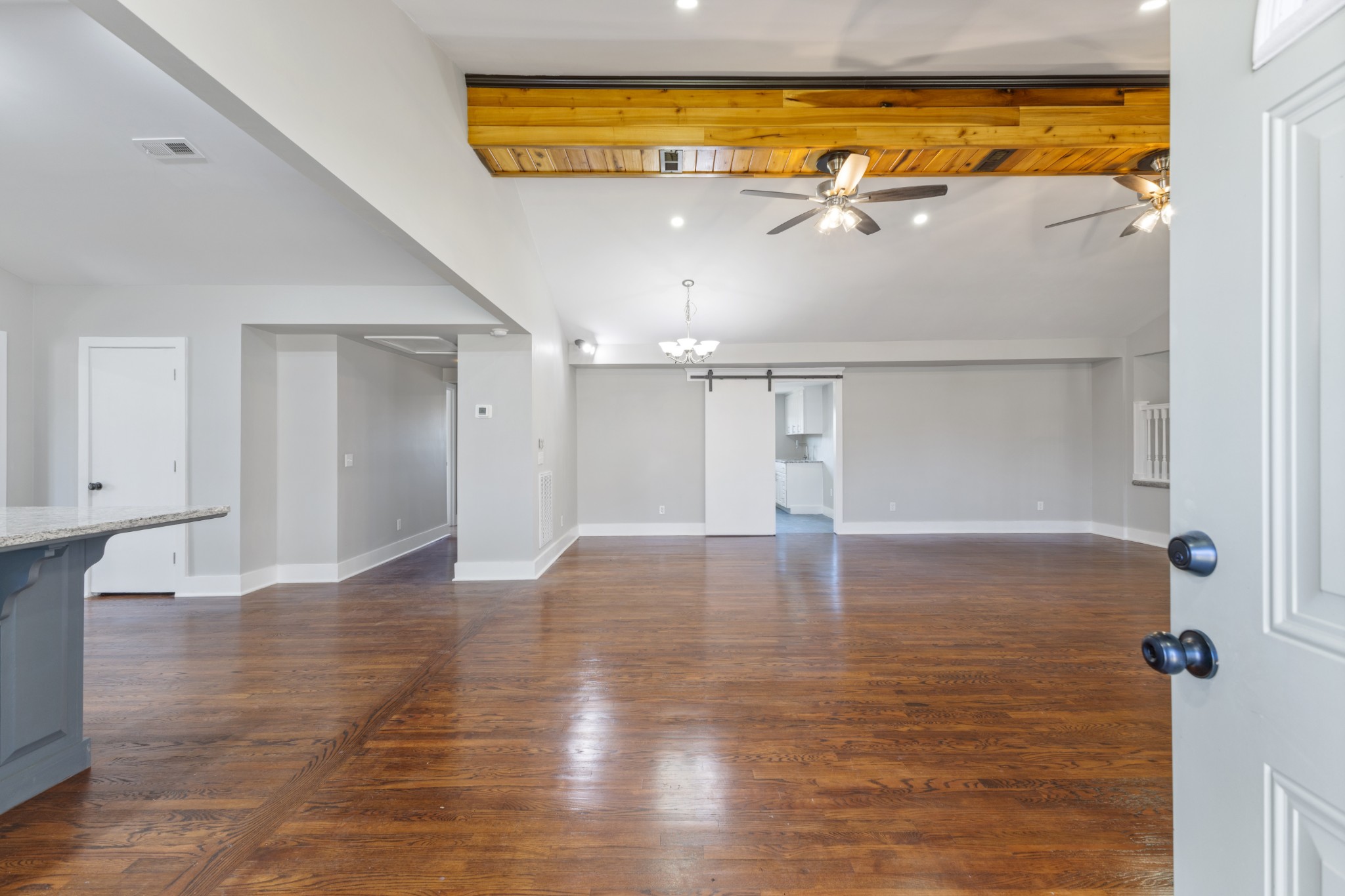 405 Fairfield Road Bethpage, TN 37022 - Photo 5 of 53