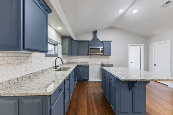 $544,000 | 405 Fairfield Road, Bethpage, TN 37022