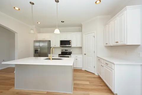$444,900 | 127 England Place, Hendersonville, TN 37075