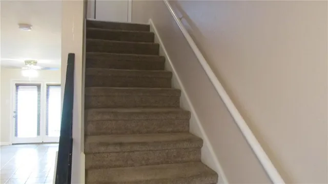 $1,250 | 1429 Hickory Avenue, Unit C, Harahan, LA 70123