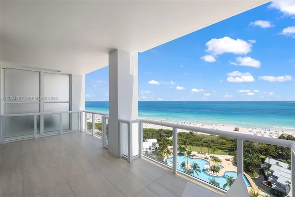 $40,000 | 50 South Pointe Drive, Unit 1502/03, Miami Beach, FL 33139