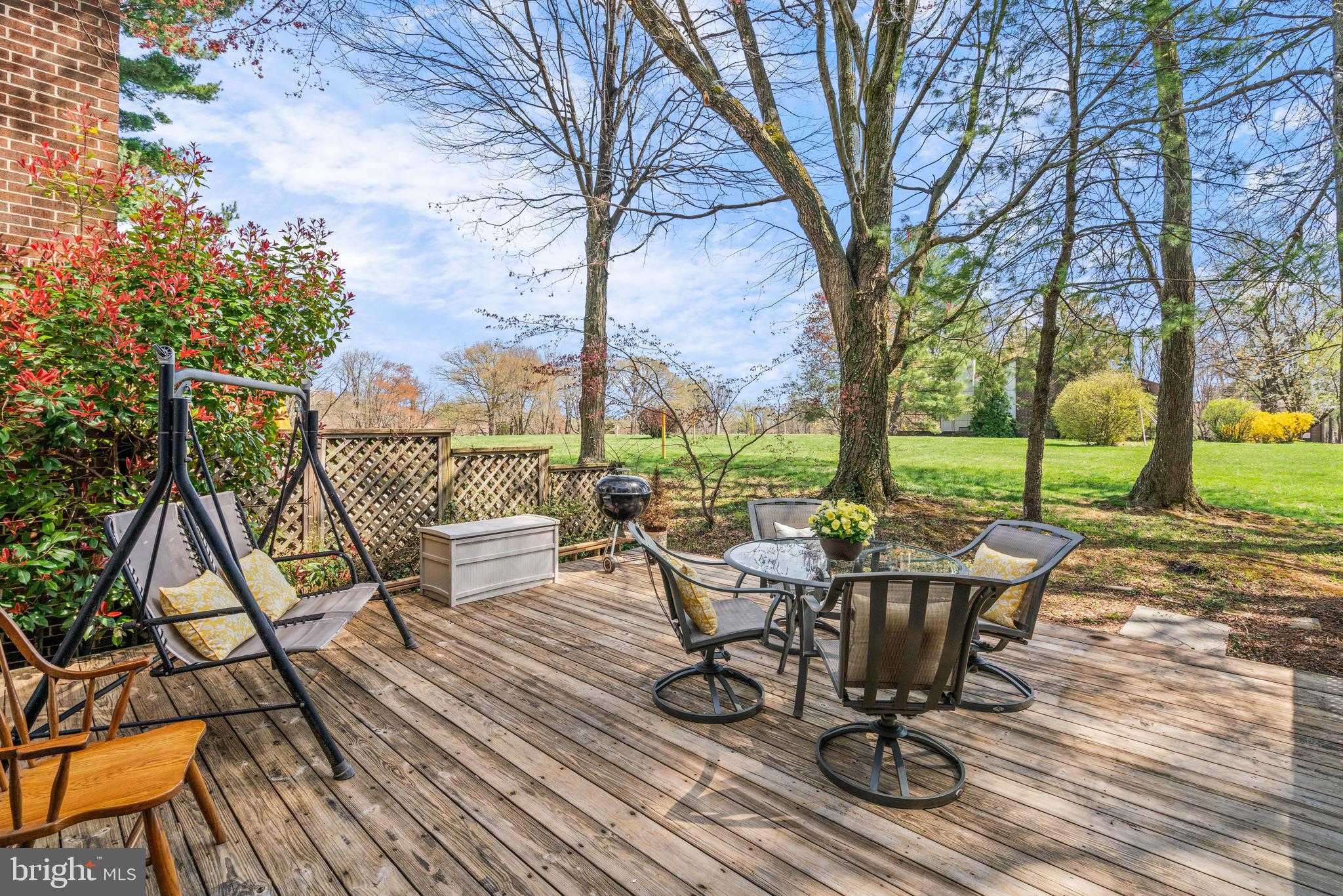 2127 Colts Neck Court Reston, VA 20191 - Photo 4 of 49 Golf course views!