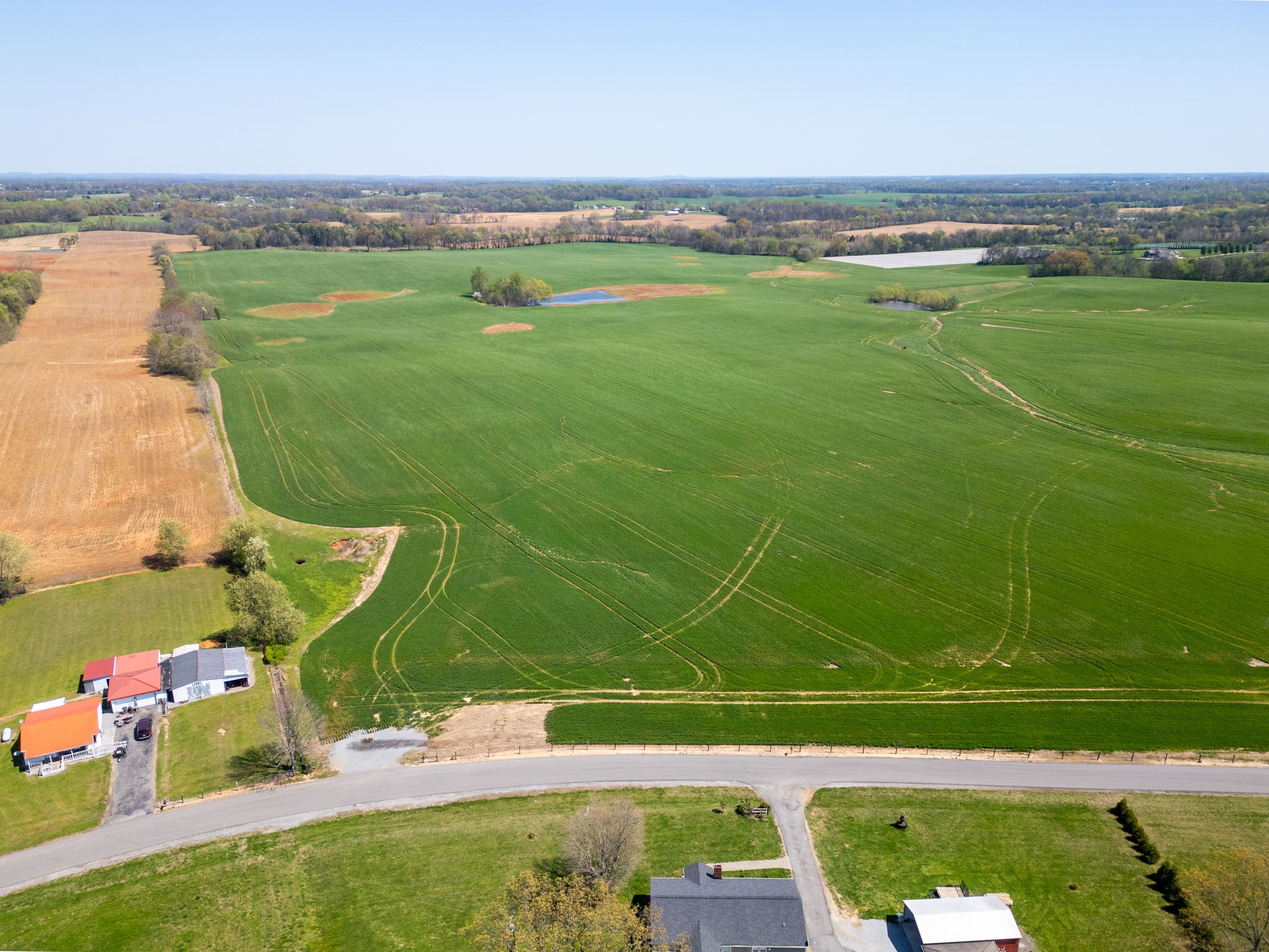 30 North Garrett Road Springfield, TN 37172 - Photo 3 of 13 an aerial view of a golf course with chairs