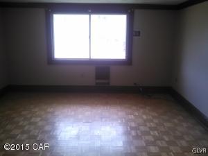 155 Faux Road Wapwallopen, PA 18660 - Photo 10 of 13 DR