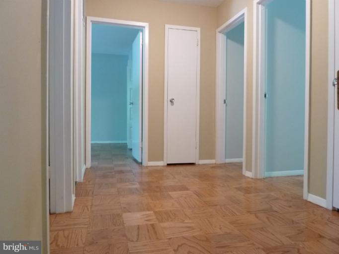 1782 Ivy Oak Square, Unit 79 Reston, VA 20190 - Photo 11 of 23 a view of an empty room