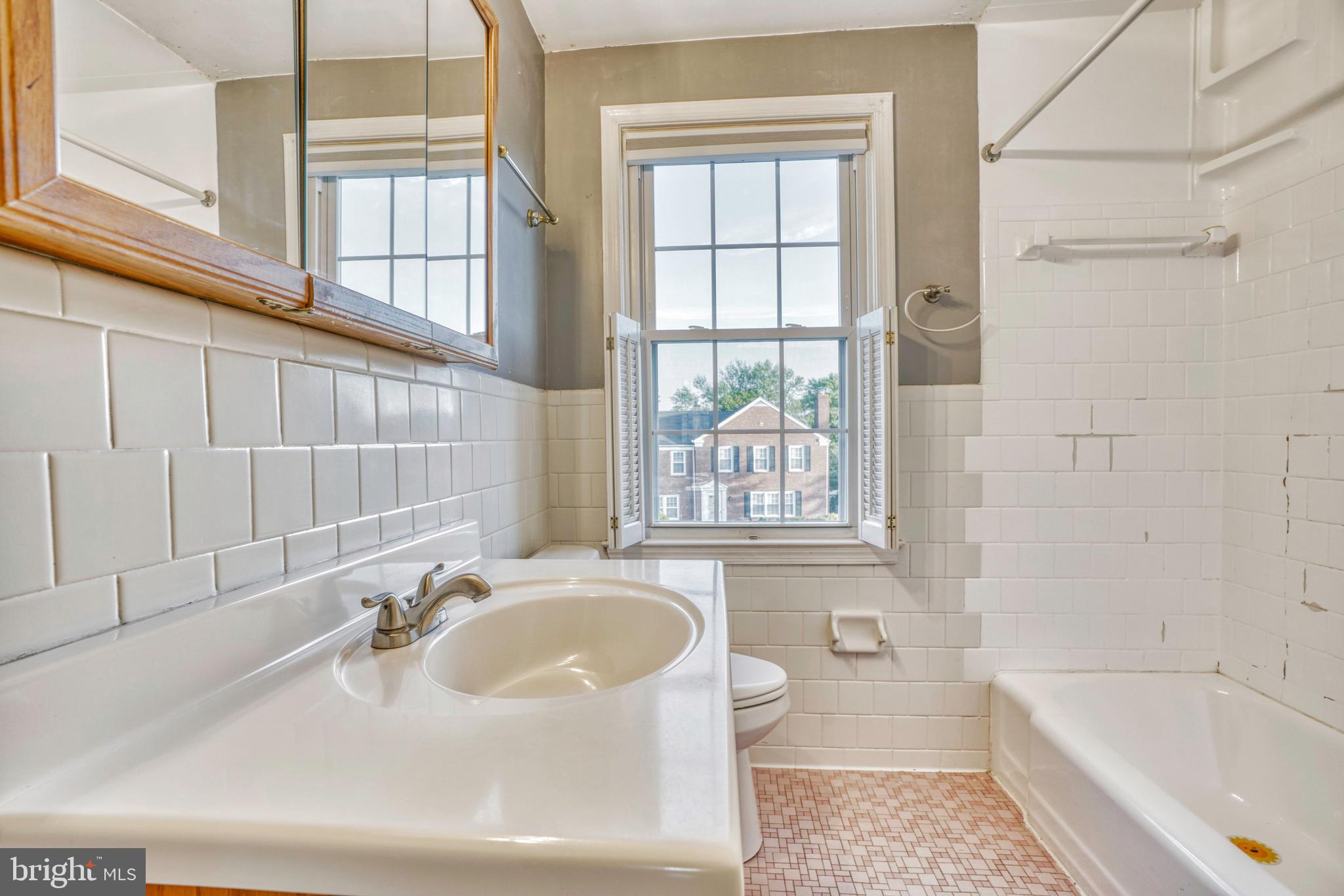 1508 Doxbury Road Baltimore, MD 21286 - Photo 20 of 37
