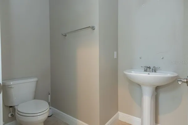 $2,625 | 906 Victoria Hills Drive South, DeLand, FL 32724