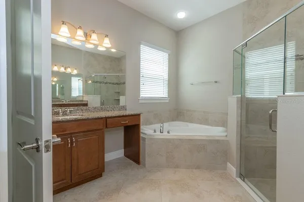 $2,625 | 906 Victoria Hills Drive South, DeLand, FL 32724