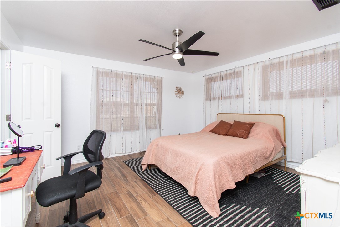 519 Pleasant View Road Troy, TX 76579 - Photo 19 of 30 a bedroom with bed and a window