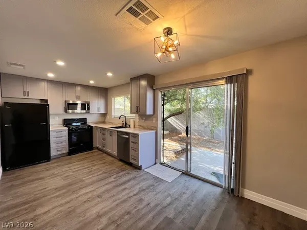 $2,200 | 2526 Wolverton Avenue, Henderson, NV 89074