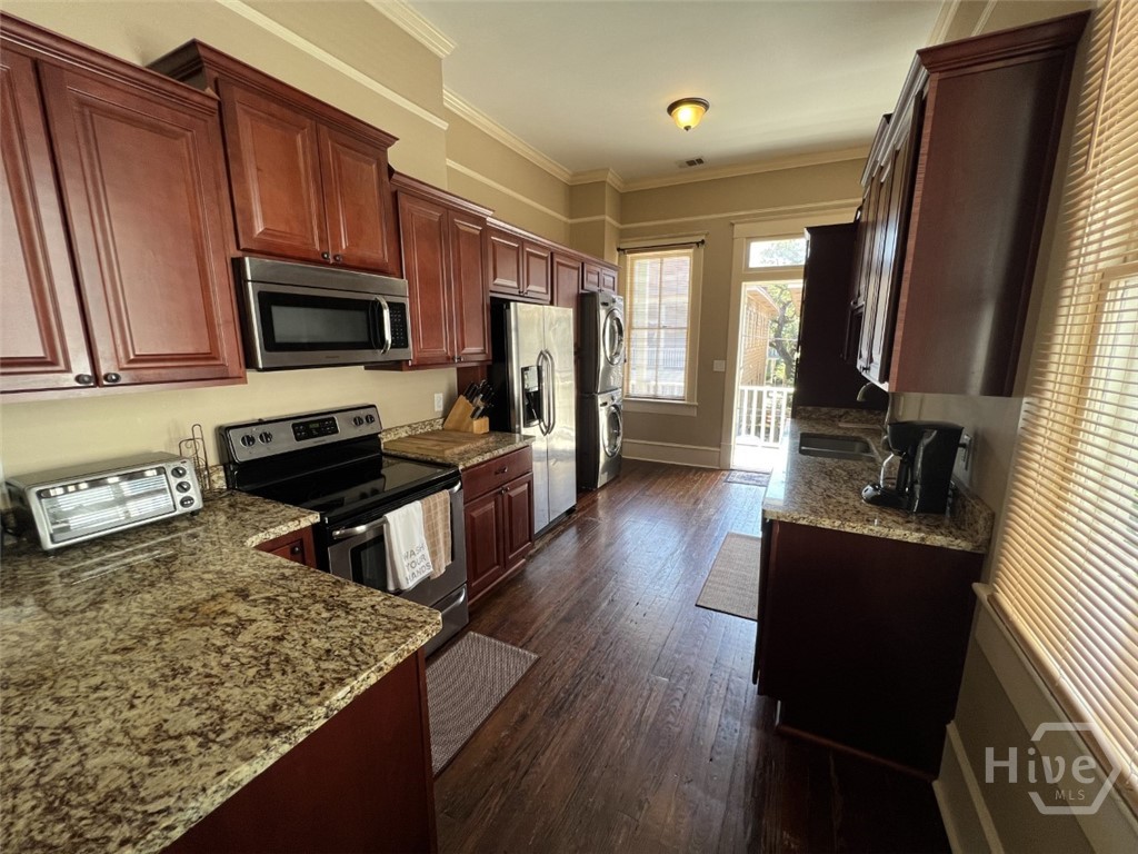 107 West 37th Street Savannah, GA 31401 - Photo 15 of 20