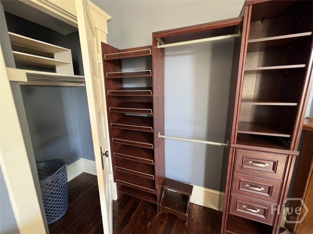 107 West 37th Street Savannah, GA 31401 - Photo 3 of 20