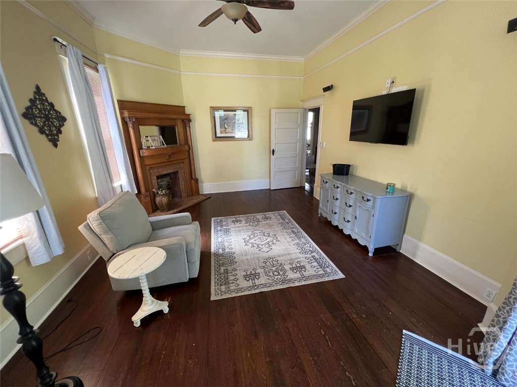 107 West 37th Street Savannah, GA 31401 - Photo 9 of 20