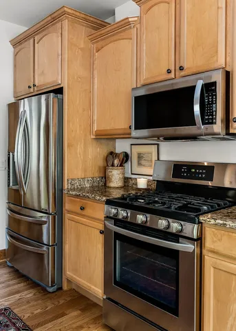 $657,000 | 120 Bay Drive, Lancaster, TN 38569