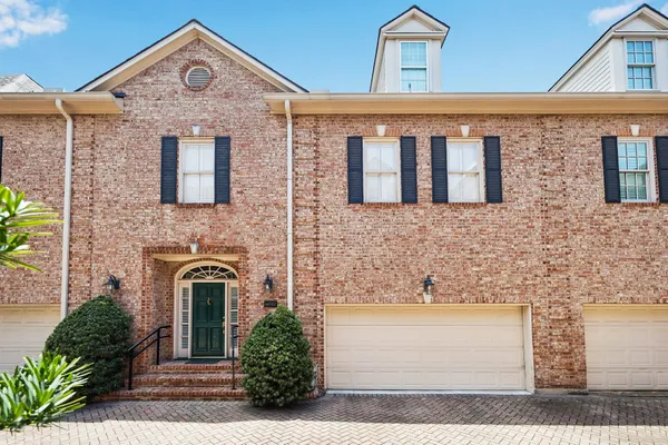 $595,000 | 6022 Burgoyne Road, Houston, TX 77057