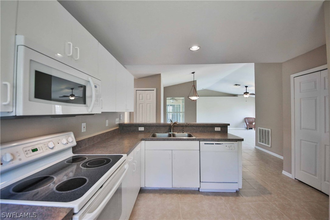 18504 Sebring Road Fort Myers, FL 33967 - Photo 12 of 28 Gallery Image 12