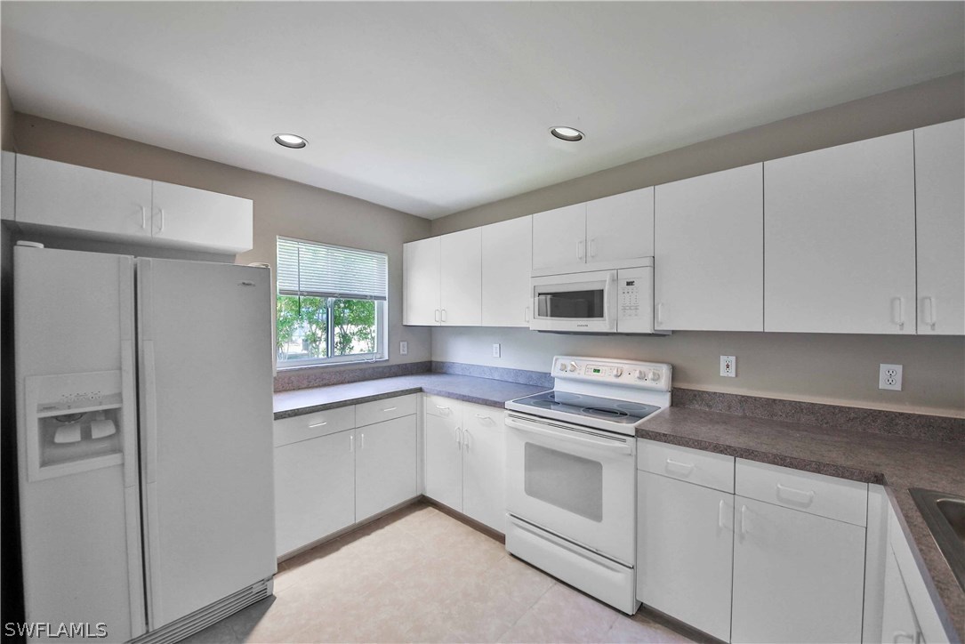 18504 Sebring Road Fort Myers, FL 33967 - Photo 10 of 28 Gallery Image 10