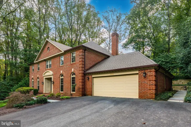 $2,295,000 | 1109 Old Cedar Road, McLean, VA 22102