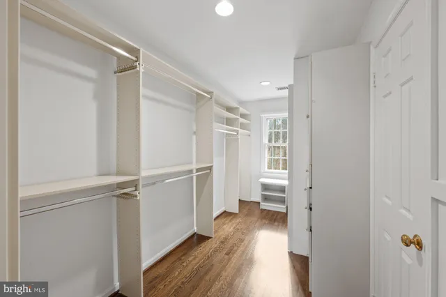 $2,295,000 | 1109 Old Cedar Road, McLean, VA 22102