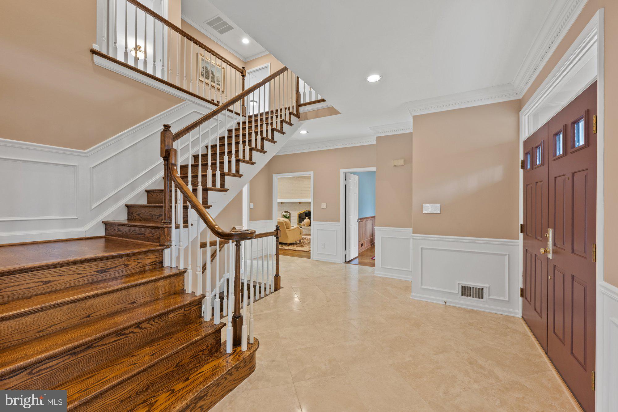 1109 Old Cedar Road McLean, VA 22102 - Photo 4 of 45